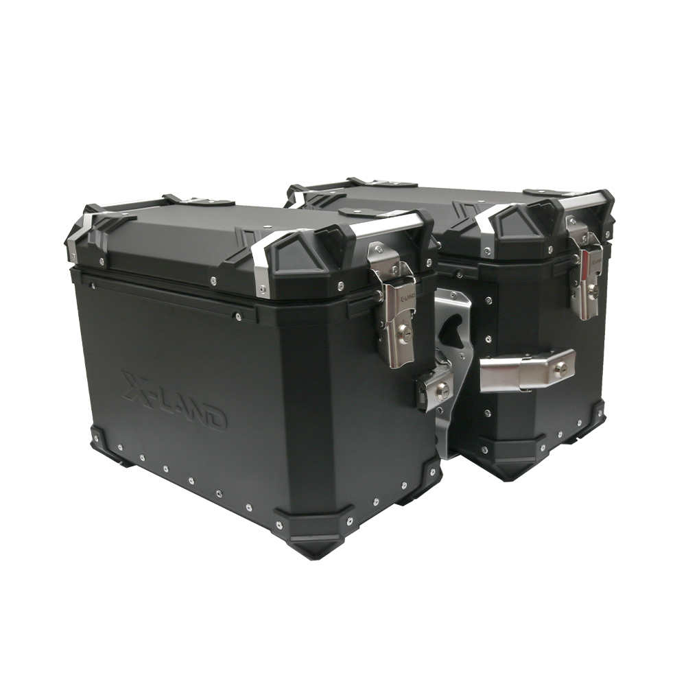 bocni alu koferi x-land 38+38l crni Bočni koferi za motor X-LAND aluminijumski crni 38L + 38L