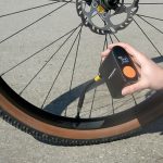 Baterijski Interphone mini kompresor za gume 3000mAh - Слика 4