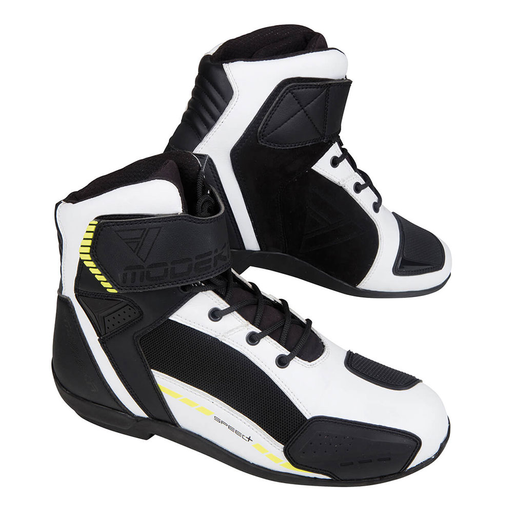 81bc0fd5-217c-4ea0-9c75-16cc6163fd14 Moto patike sportske belo crne KYNE MODEKA